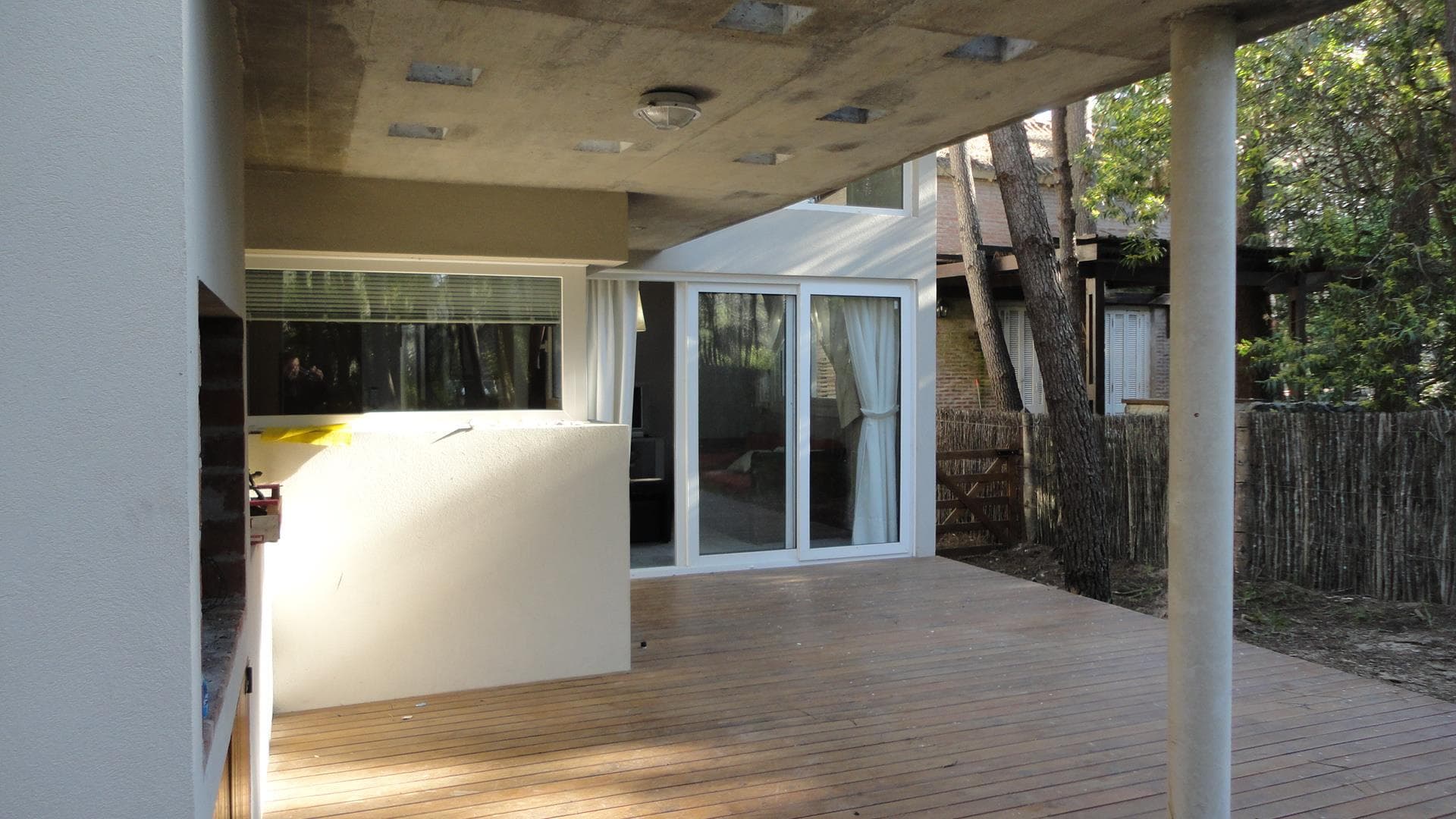 Casa Selva — Reforma Integral (Morado / Rojo) - Imagen 4