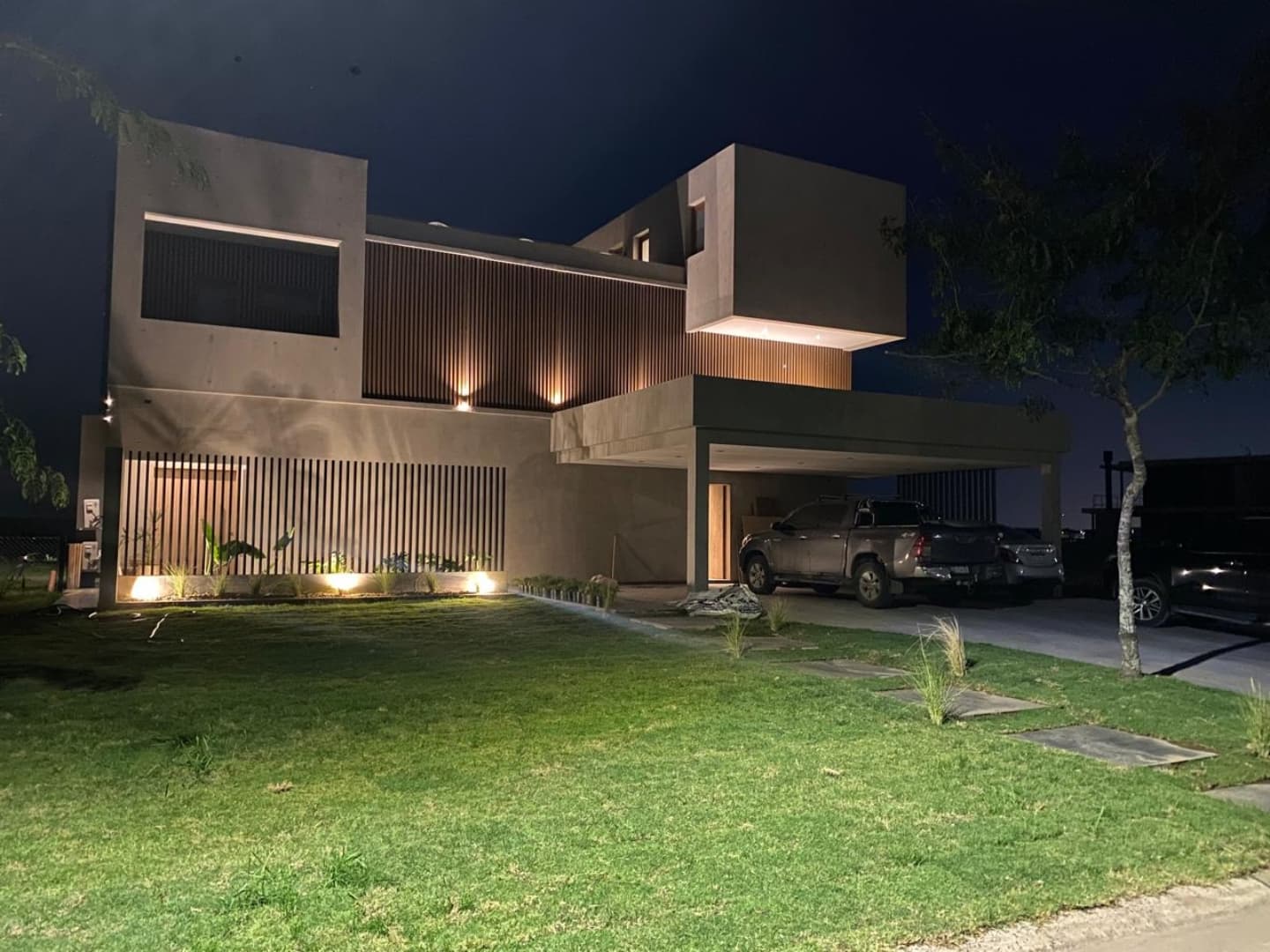 Casa de arquitectura moderna diseñada por Martín Varvasini